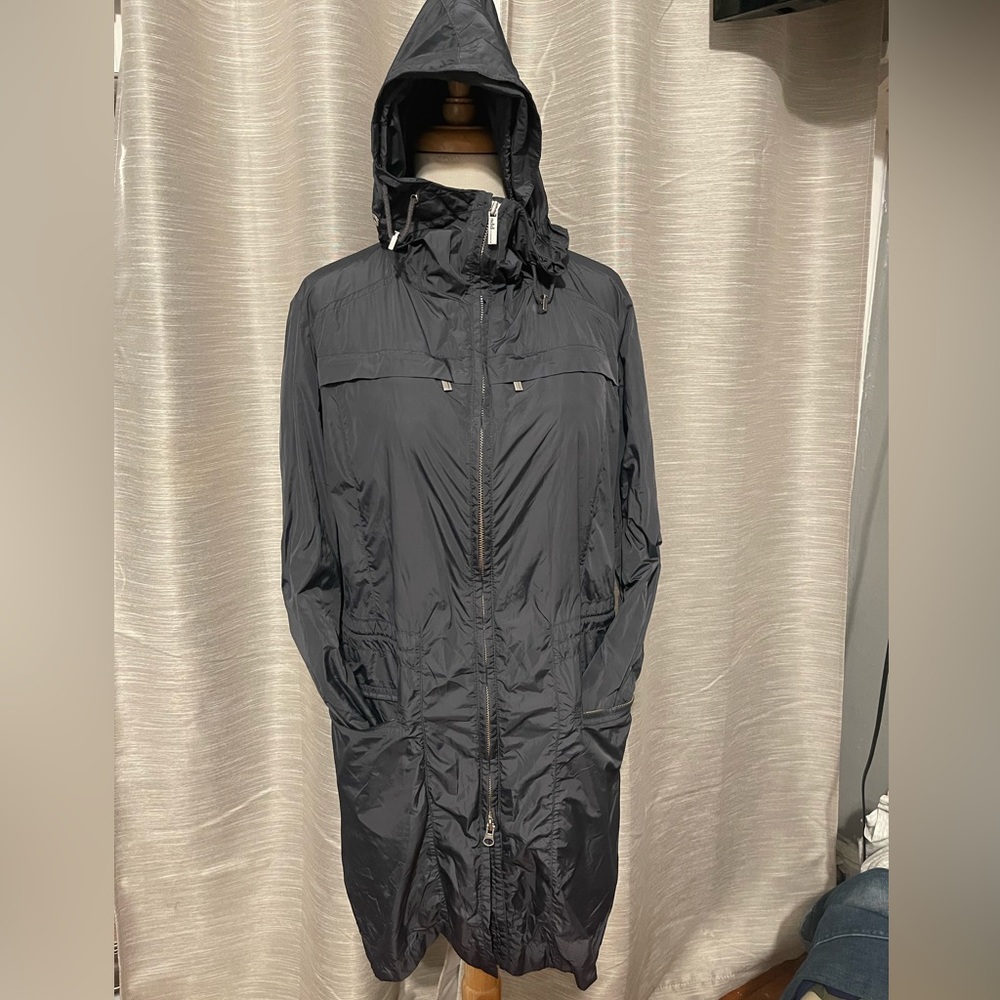 Add jacket US size 4 gray long gorgeous